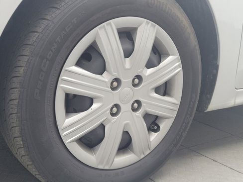 Used 2023 Kia Rio LX FWD image 31