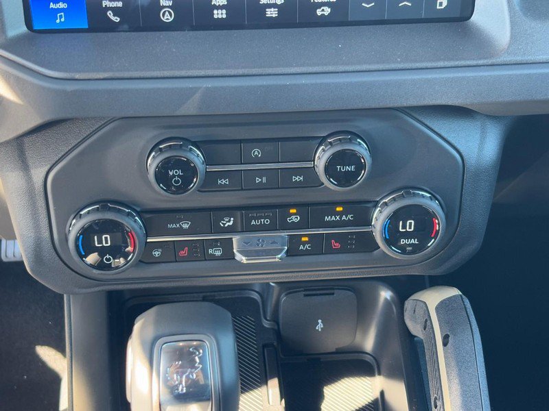 Used 2025 Ford Bronco Badlands AWD/4WD image 17
