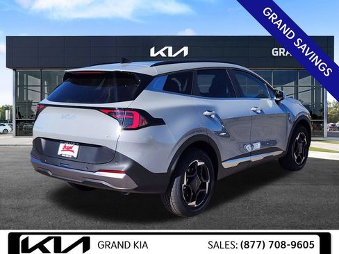 New 2026 Kia Sportage EX image 5