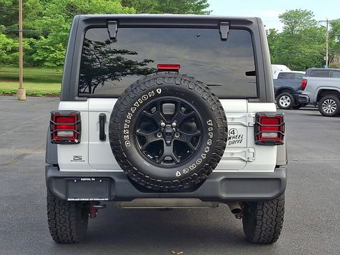 Certified 2021 Jeep Wrangler Sport AWD/4WD image 5