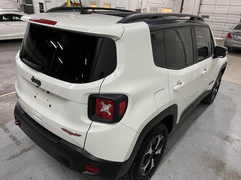 Used 2019 Jeep Renegade Trailhawk image 5