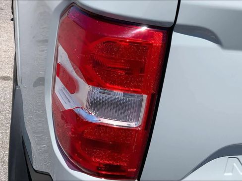 Certified 2024 Ford Maverick XLT w/ XLT Luxury Package FWD image 29