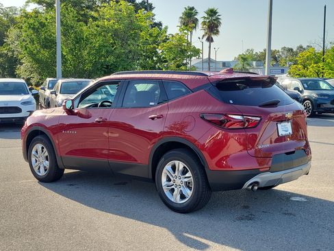 Used 2020 Chevrolet Blazer LT FWD image 4