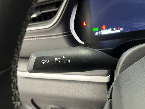 Used 2024 Jeep Grand Cherokee L Laredo image 52