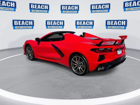 Used 2025 Chevrolet Corvette Stingray Premium Conv w/ Z51 Performance Package image 6