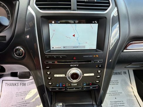 Used 2018 Ford Explorer Platinum AWD/4WD image 18