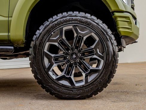 Used 2021 Ford F150 XLT w/ Equipment Group 302A High image 11