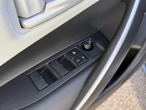 Used 2024 Toyota Corolla SE image 15