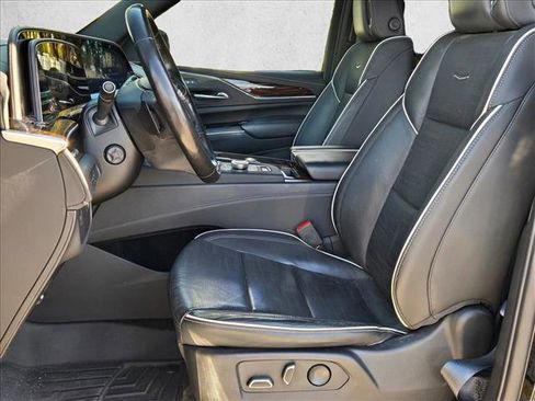 Used 2022 Cadillac Escalade ESV Premium Luxury image 20