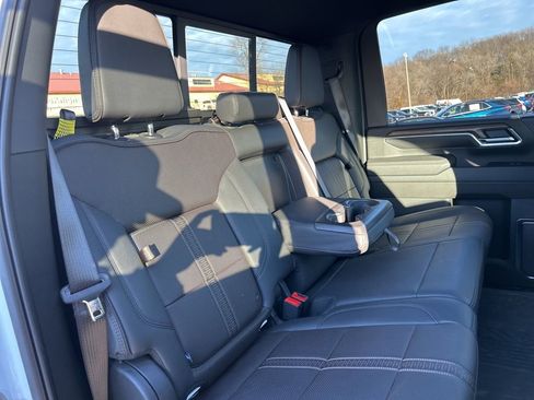 Used 2025 Chevrolet Silverado 2500 High Country w/ Technology Package image 46