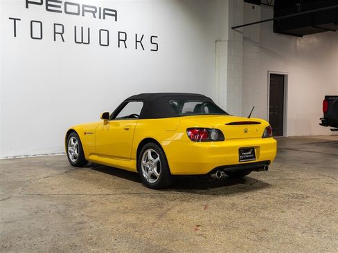 Used 2001 Honda S2000 image 6