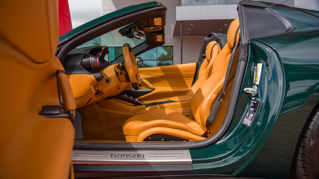 Used 2022 Ferrari 812 GTS RWD image 15