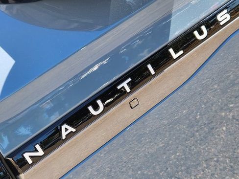 New 2026 Lincoln Nautilus Premier w/ Jet Appearance Package AWD/4WD image 16