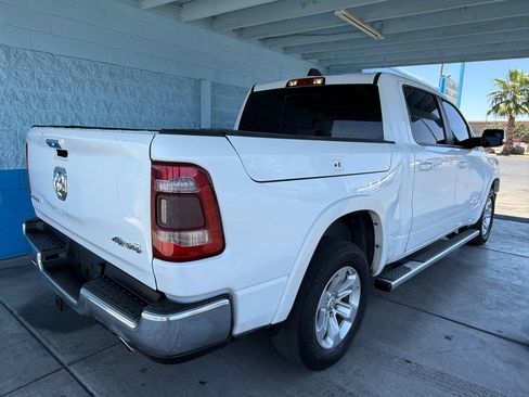 Used 2020 RAM 1500 Laramie AWD/4WD image 3
