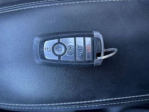 Used 2022 Ford Escape SE w/ Convenience Package AWD/4WD image 25