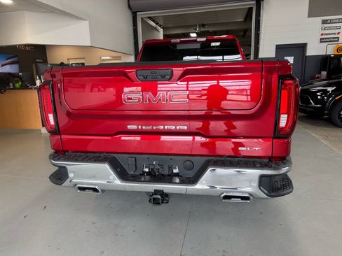 New 2026 GMC Sierra 1500 SLT image 6