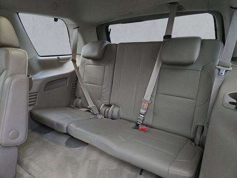 Used 2015 GMC Yukon SLT w/ Open Road Package image 28