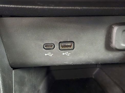 Used 2024 Buick Encore GX Preferred FWD image 17