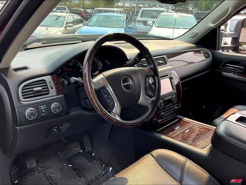 Used 2013 GMC Sierra 3500 Denali image 12