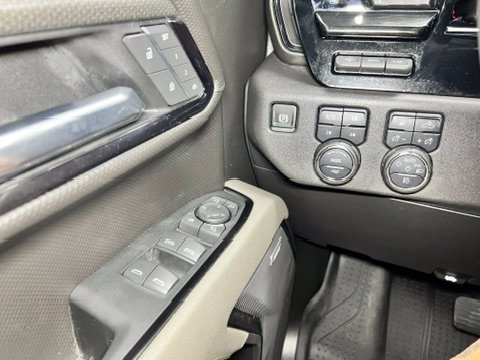 Used 2025 Chevrolet Silverado 1500 ZR2 w/ Technology Package AWD/4WD image 27