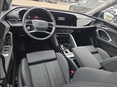 Certified 2025 Audi Q5 Premium Plus w/ Premium Plus image 8