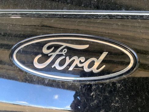 Used 2025 Ford Expedition Tremor AWD/4WD image 9