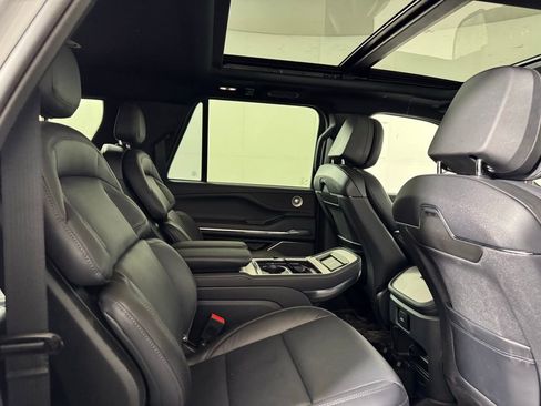 New 2025 Lincoln Navigator L Reserve w/ Jet Appearance Package AWD/4WD image 26