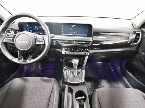 Certified 2024 Kia Seltos S image 3