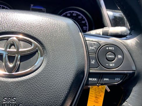 Used 2023 Toyota Camry SE FWD image 24