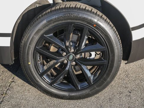 Used 2024 Land Rover Range Rover Velar S image 10