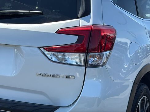 Used 2020 Subaru Forester Limited w/ Popular Package #3 AWD/4WD image 7