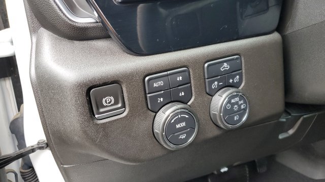 Used 2023 Chevrolet Silverado 1500 RST AWD/4WD image 7