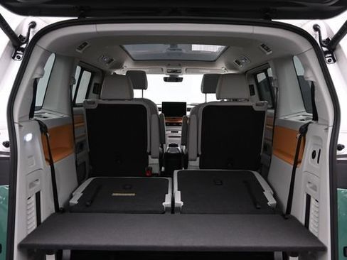 New 2025 Volkswagen ID. Buzz 1st Edition image 13