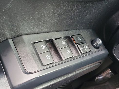 Used 2021 Toyota Tacoma SR5 image 15