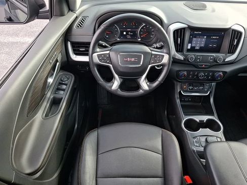 Certified 2020 GMC Terrain SLT w/ Preferred Package FWD image 11