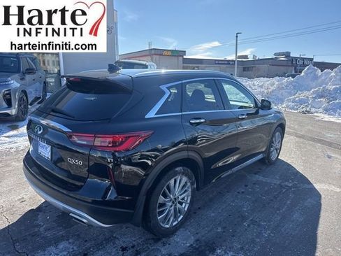 Certified 2024 INFINITI QX50 Luxe image 5