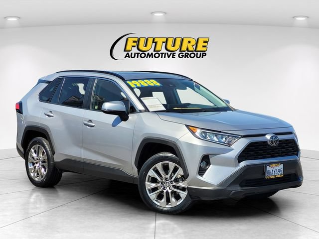 Used 2019 Toyota RAV4 XLE Premium w/ All Weather Liner Package FWD image 1