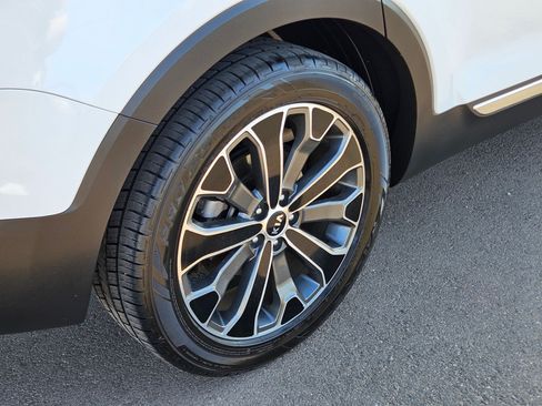 Used 2021 Kia Telluride EX w/ EX Premium Package FWD image 13