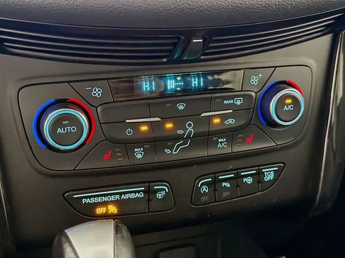 Used 2017 Ford Escape Titanium w/ Equipment Group 301A image 18