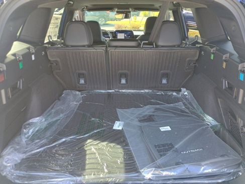 New 2026 Subaru Outback Limited image 15