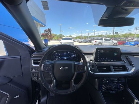 Certified 2023 Chevrolet Suburban RST AWD/4WD image 11