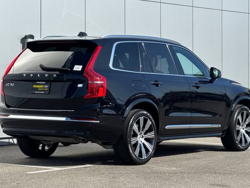 Used 2024 Volvo XC90 T8 Ultimate AWD/4WD image 5