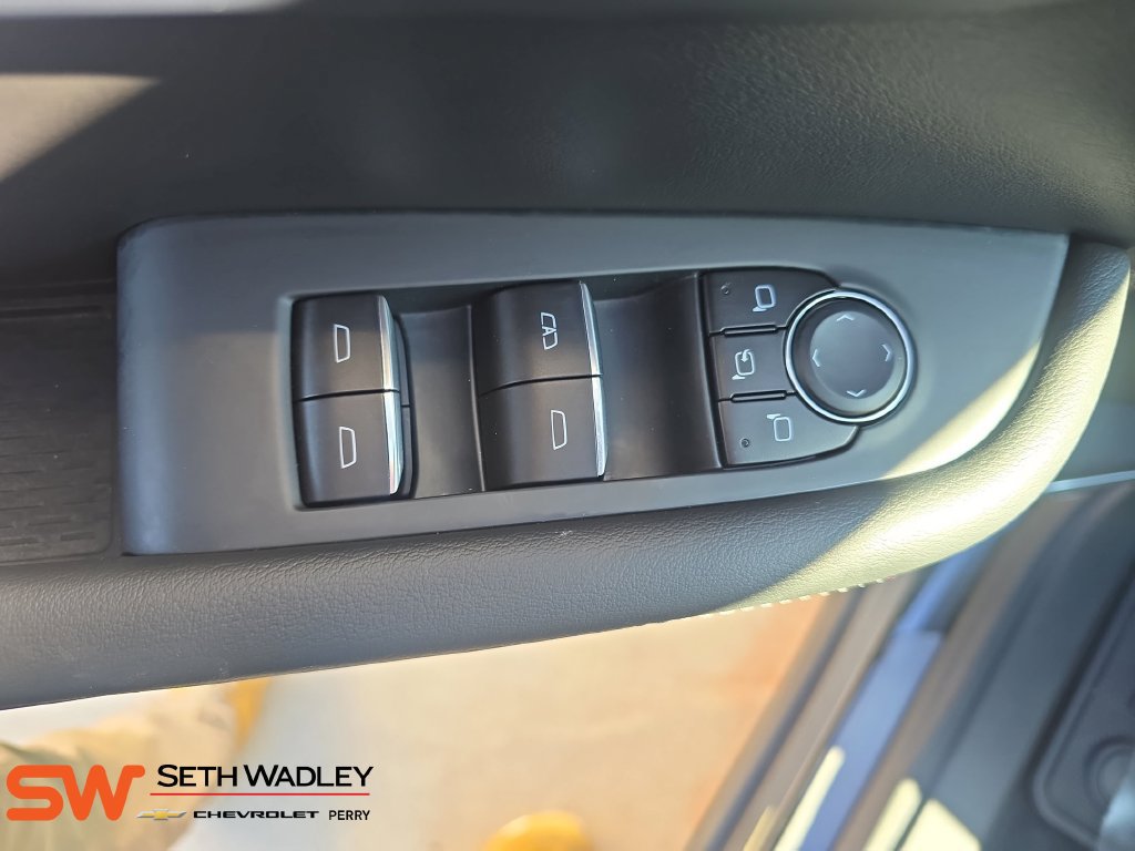 Used 2026 Buick Enclave Sport Touring w/ Power Package FWD image 29