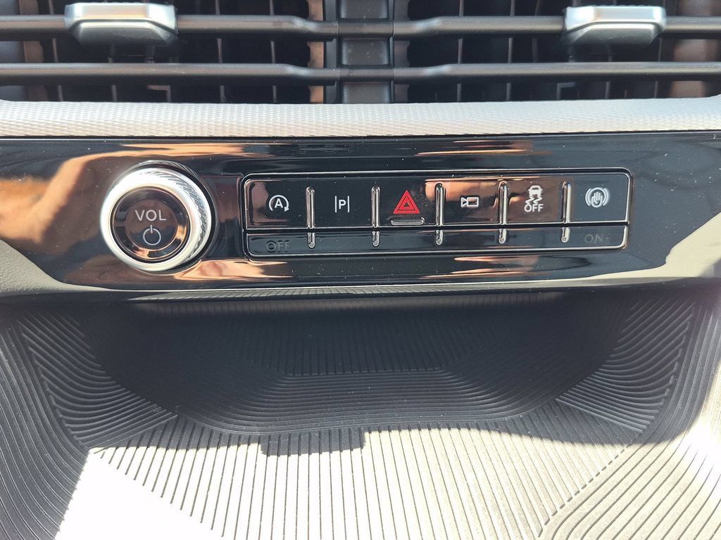 New 2026 Ford Explorer Active w/ Active Comfort Package RWD image 27