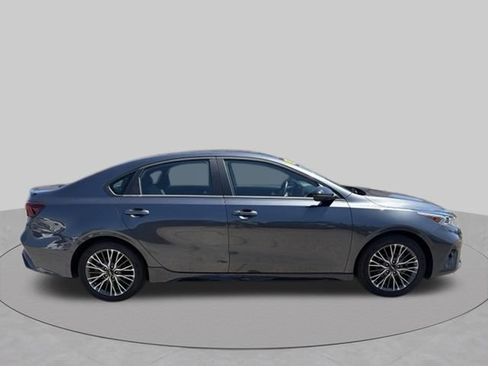 Used 2024 Kia Forte GT-Line w/ GT-Line Premium Package FWD image 7