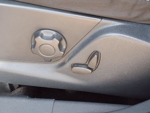 Used 2019 Ford EcoSport SE FWD image 26