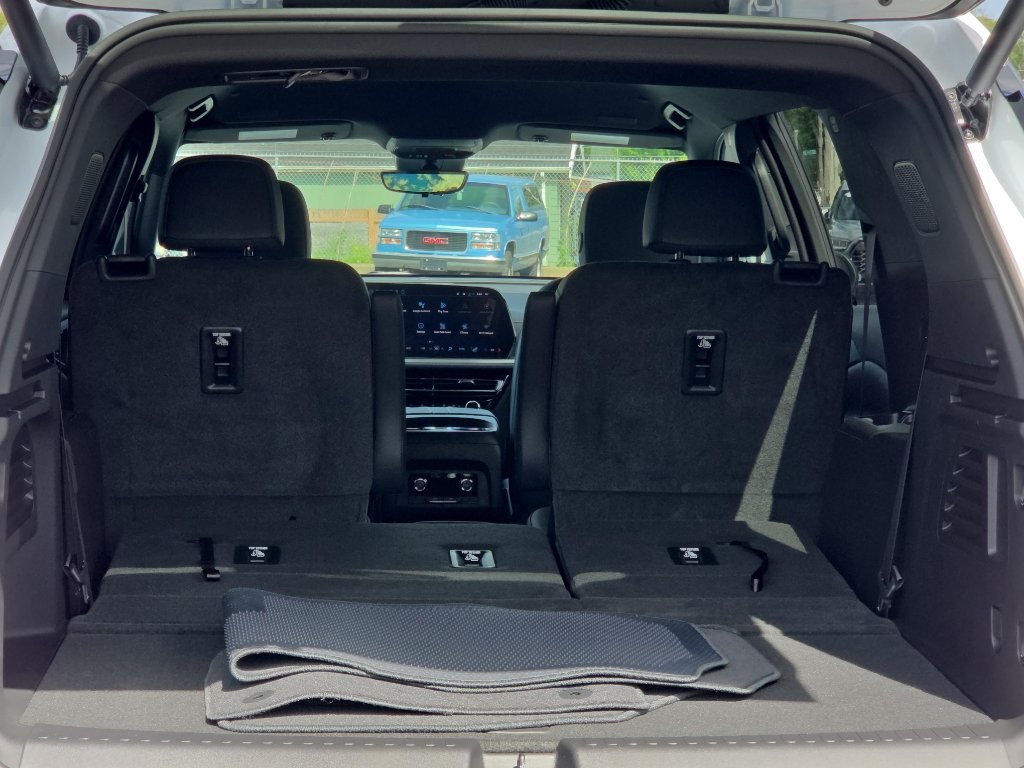 New 2026 Chevrolet Traverse LT w/ Enhanced Driving Package AWD/4WD image 10