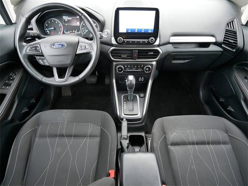 Used 2020 Ford EcoSport SE w/ SE Convenience Package image 14