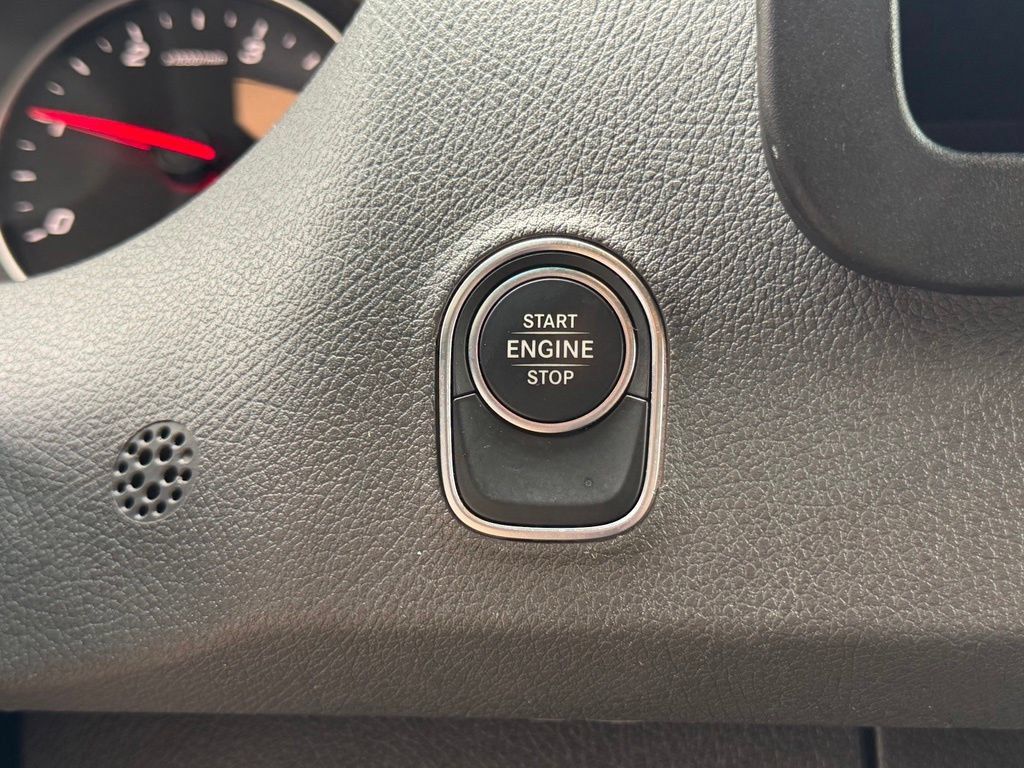 Used 2025 Mercedes-Benz Sprinter 2500 image 20