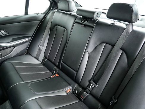 Used 2023 BMW M340i w/ Premium Package image 18